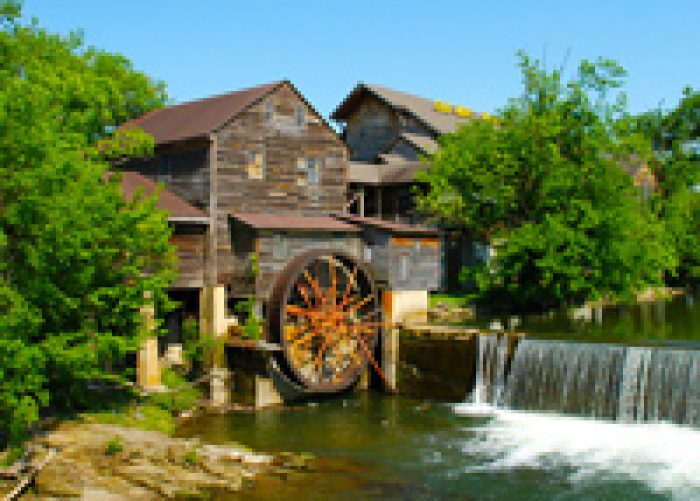 Tennessee Family Vacation Ideas - Pigeon Forge And The Smokies