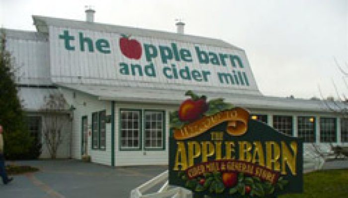 Cabins Near The Apple Barn In Pigeon Forge