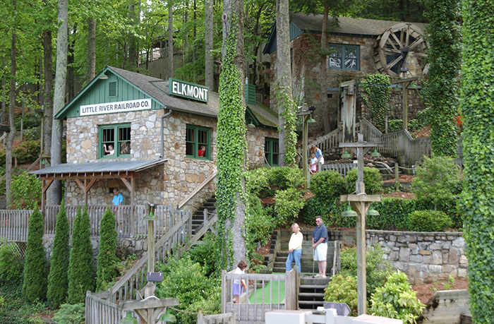 Fort Fun Entertainment Center in Smokies