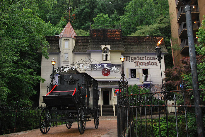 Mysterious Mansion of Gatlinburg exterior