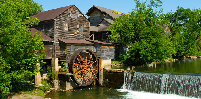 Downtown Pigeon Forge Cabins Usa