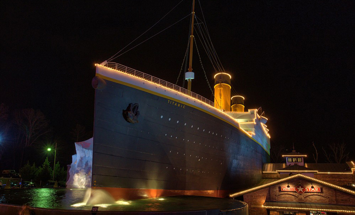 Christmas Lights at the Titanic Museum