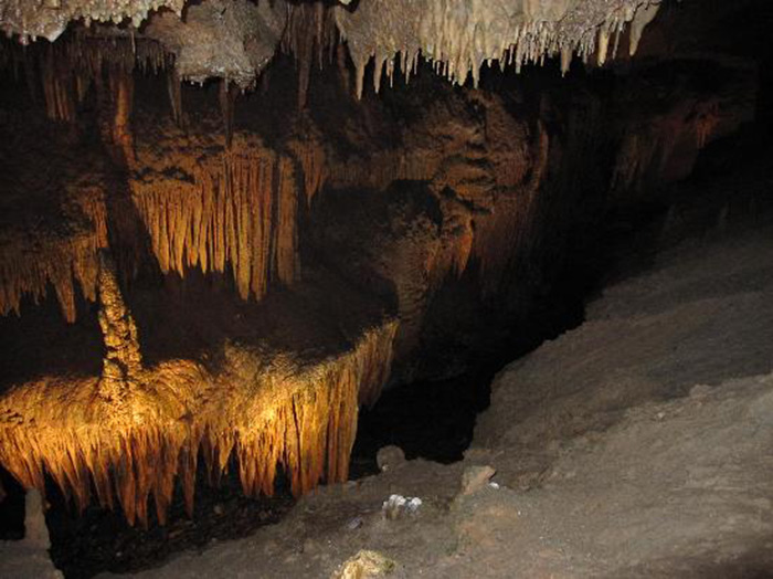 Tuckaleechee Caverns