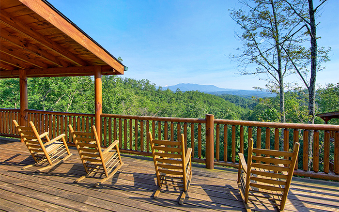 Pigeon Forge Cabins With Views For a Vacation With Friends