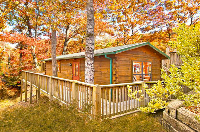 Log Cabin Near Tanger Outlets