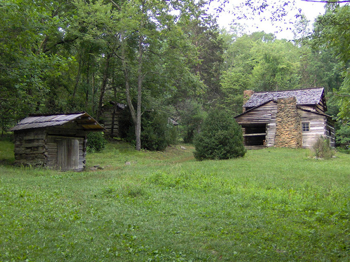 12 Hidden Gems of the Smoky Mountains