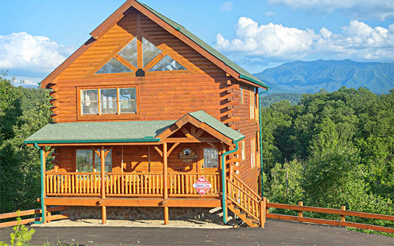 Pigeon Forge Vacation Must Do - Book a Log Cabin