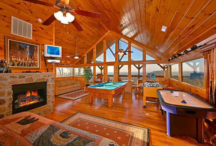 Pigeon Forge Cabin Game Room