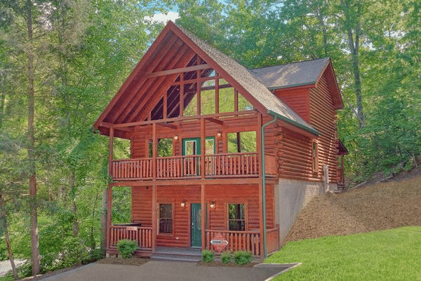 5 Bedroom Cabin Rental Pigeon Forge, TN With Pool Access