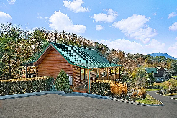 Lil Cajun Cabin In Pigeon Forge Tn