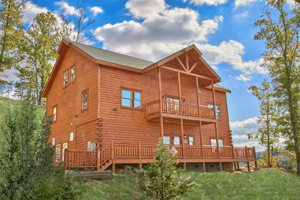 Pigeon Forge Cabin Rental with Indoor Pool